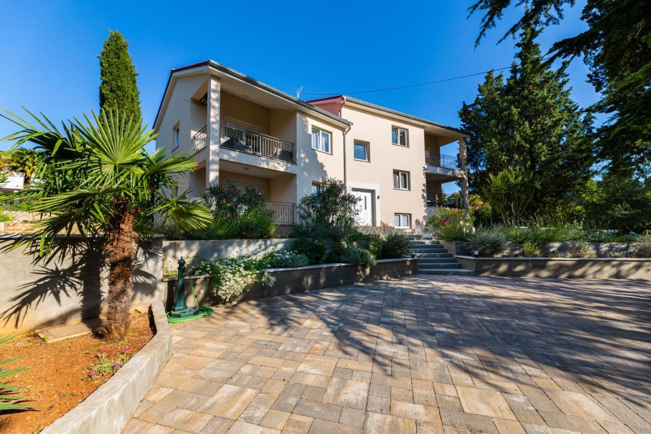 Apartment Nada 1 Malinska Exterior foto